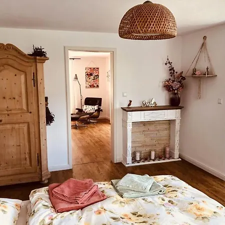 Pleasant With Terrace アパート ウールディンゲン・ミュールホーフェン